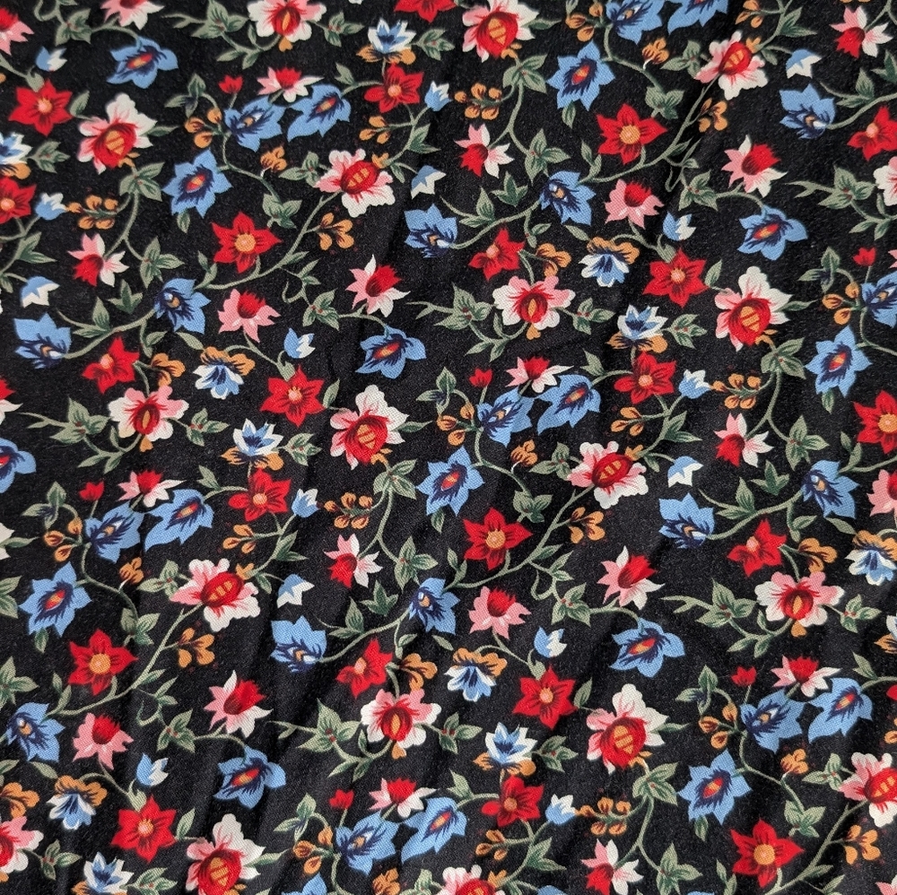 🫰🏼 Vintage Cottagecore Black Floral MoP Button Midi Skirt - Picture 5 of 5